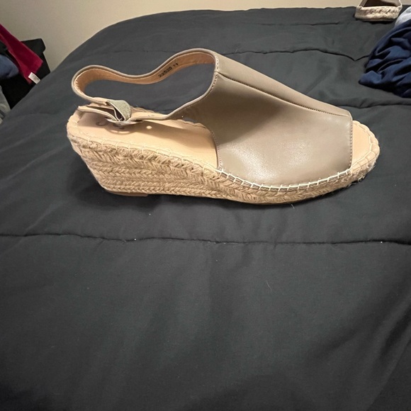 Journee Collection Taupe Wedge Espadrilles - Picture 5 of 12